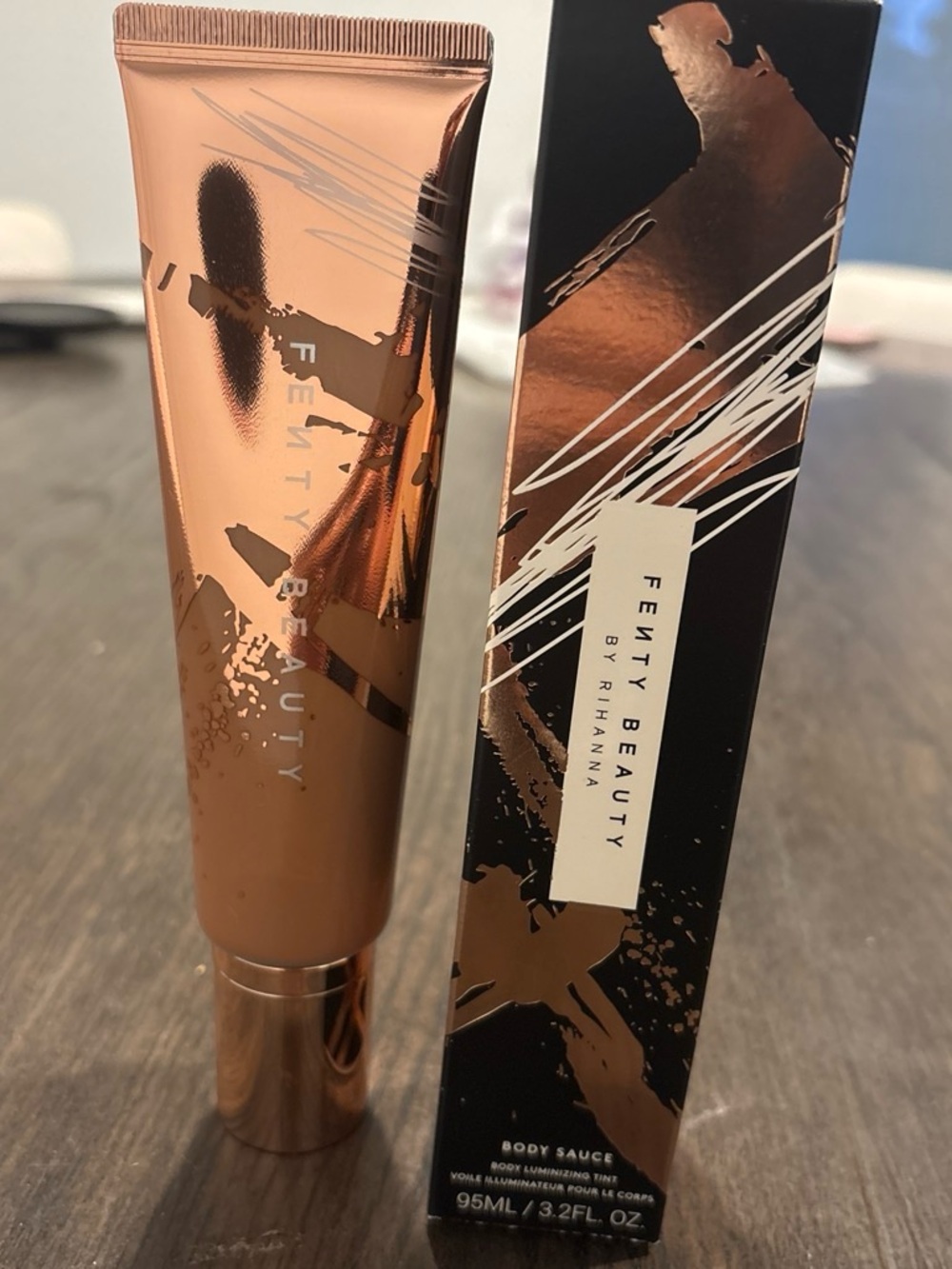 Fenty Beauty Body Sauce Illuminating Tint - Bronze